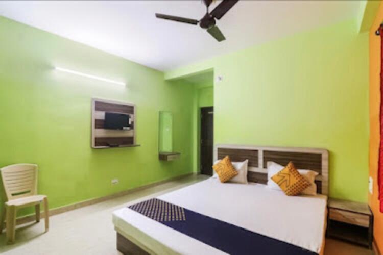 Hotel Lovely Inn ! Puri Ngoại thất bức ảnh