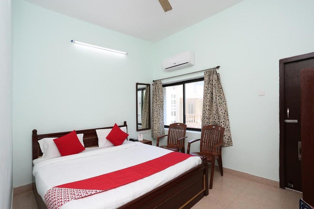 Hotel Lovely Inn ! Puri Ngoại thất bức ảnh